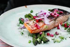 aliments anti-inflammatoires : le saumon