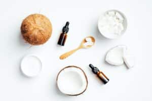 L'huile de coco pour la peau et les cheveux